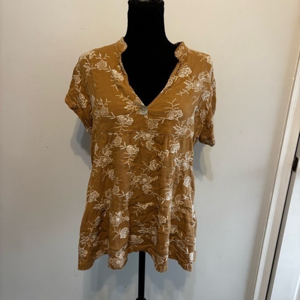 Ivy Jane Floral Baby Doll Top Mustard Yellow White Embroidered Floral Size Small